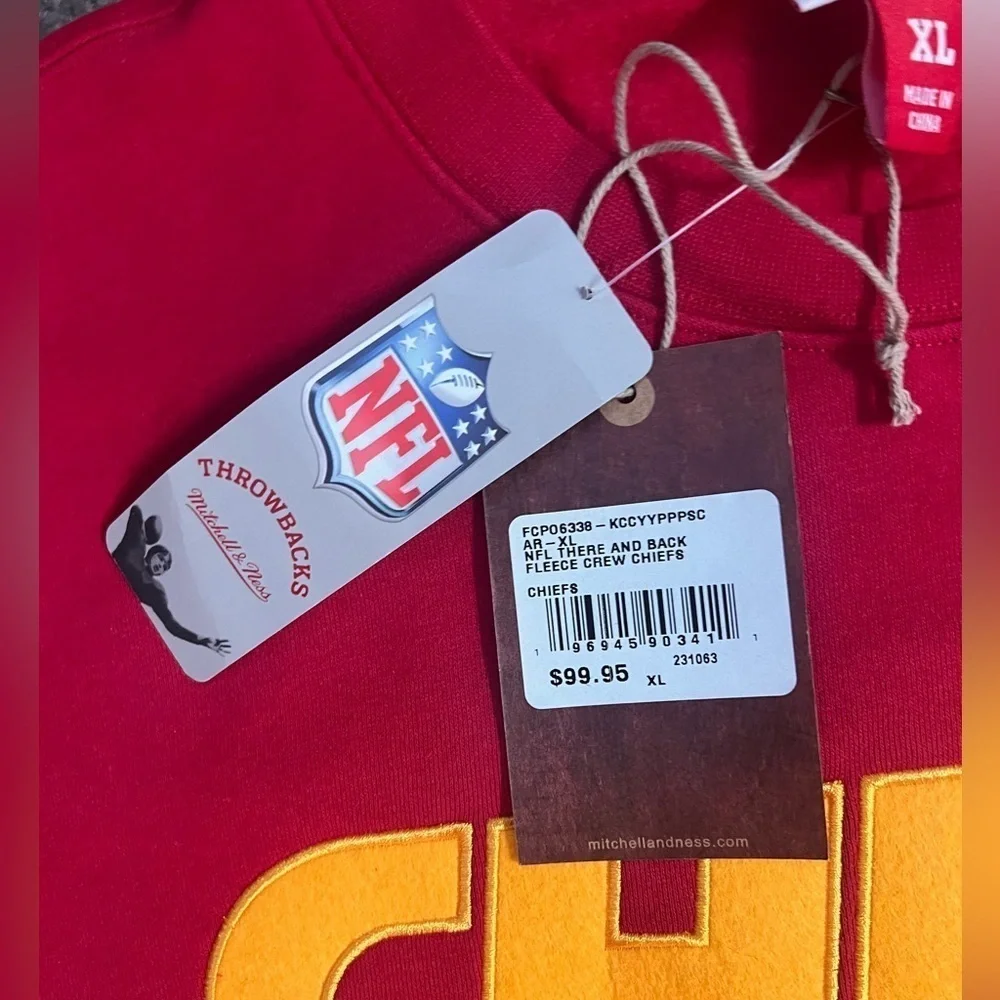 MITCHELL & NESS - Mens Red NFL There & Back Fleece Crew Neck Sweathirt - Size XL - Picture 5 of 12